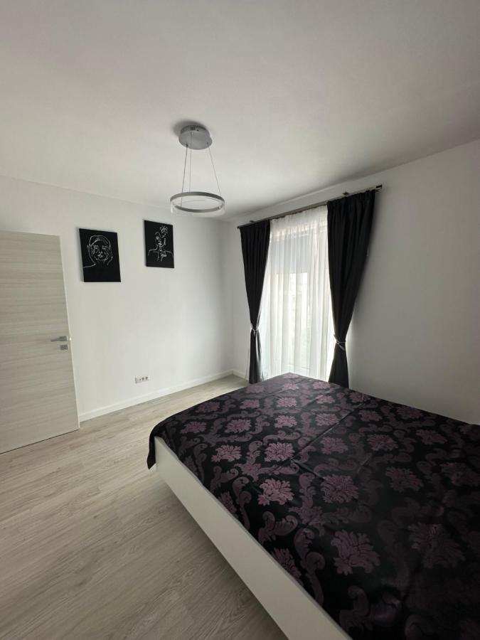 Glamart Apartment Craiova Kültér fotó